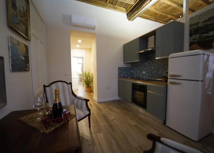 Apartament Lovely *